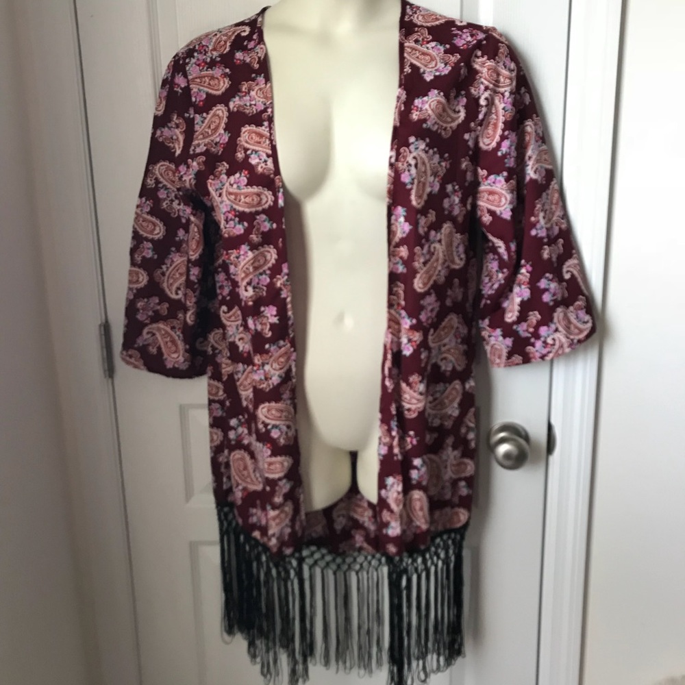 Alisha & Chloe Burgundy Paisley Kimono Fringe Trim